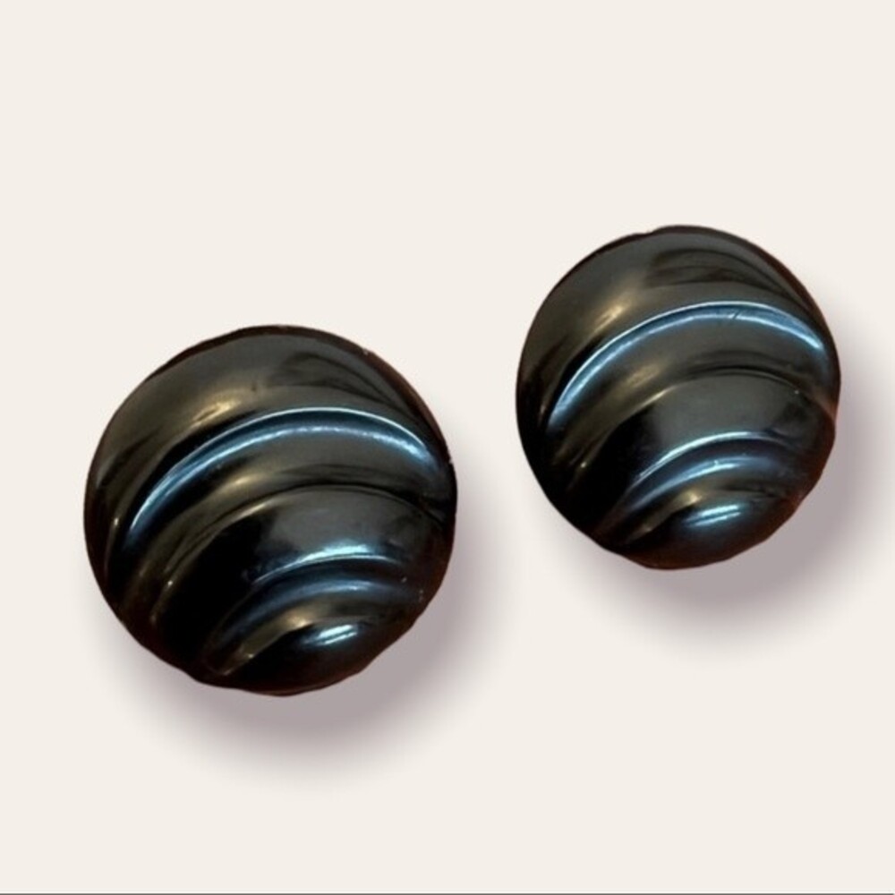 80s Vintage Button Earrings Oversized Black Circle Dot Studs